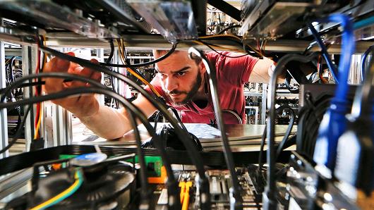 Cryptocurrencies and blockchain are becoming a hot trend in the job market