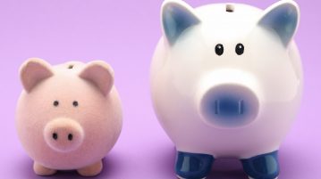 Poor Russians More Aware of Crypto Than the Rich, Poll Finds