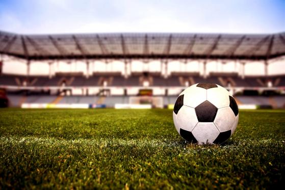 eToro Pays in Bitcoin for UK Football Partnerships