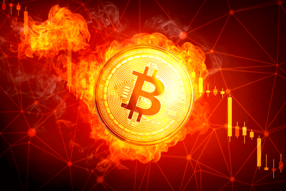 Bitcoin Falls Below $5,000, Crypto Market Touches 13-Month Low