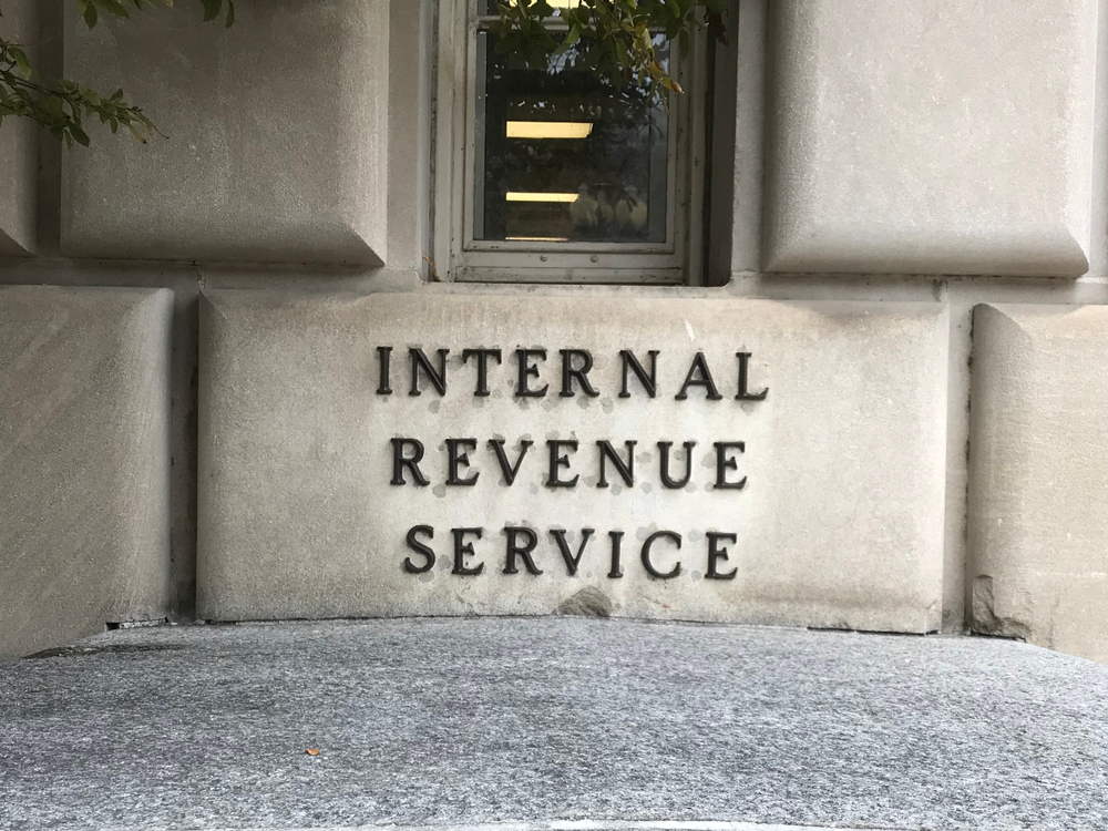 IRS bitcoin tax crypto
