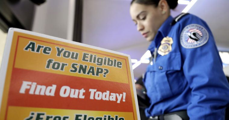 government shutdown tsa food stamps